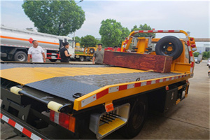 宿城附近拖车电话号码服务